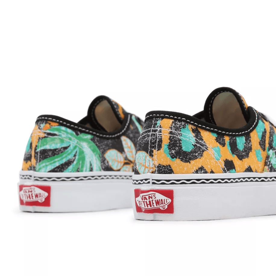 + Crayola Kid's Authentic 'Van Doren'