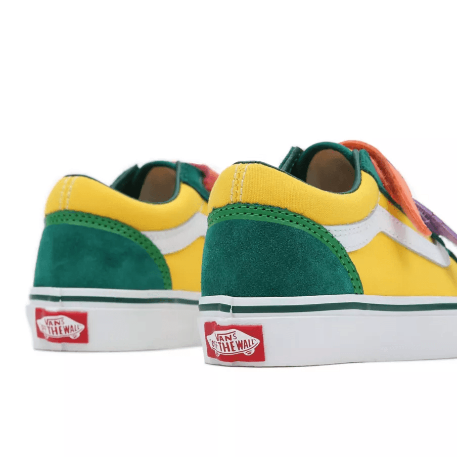 + Crayola Kid's Old Skool Velcro 'Out Of The Box'