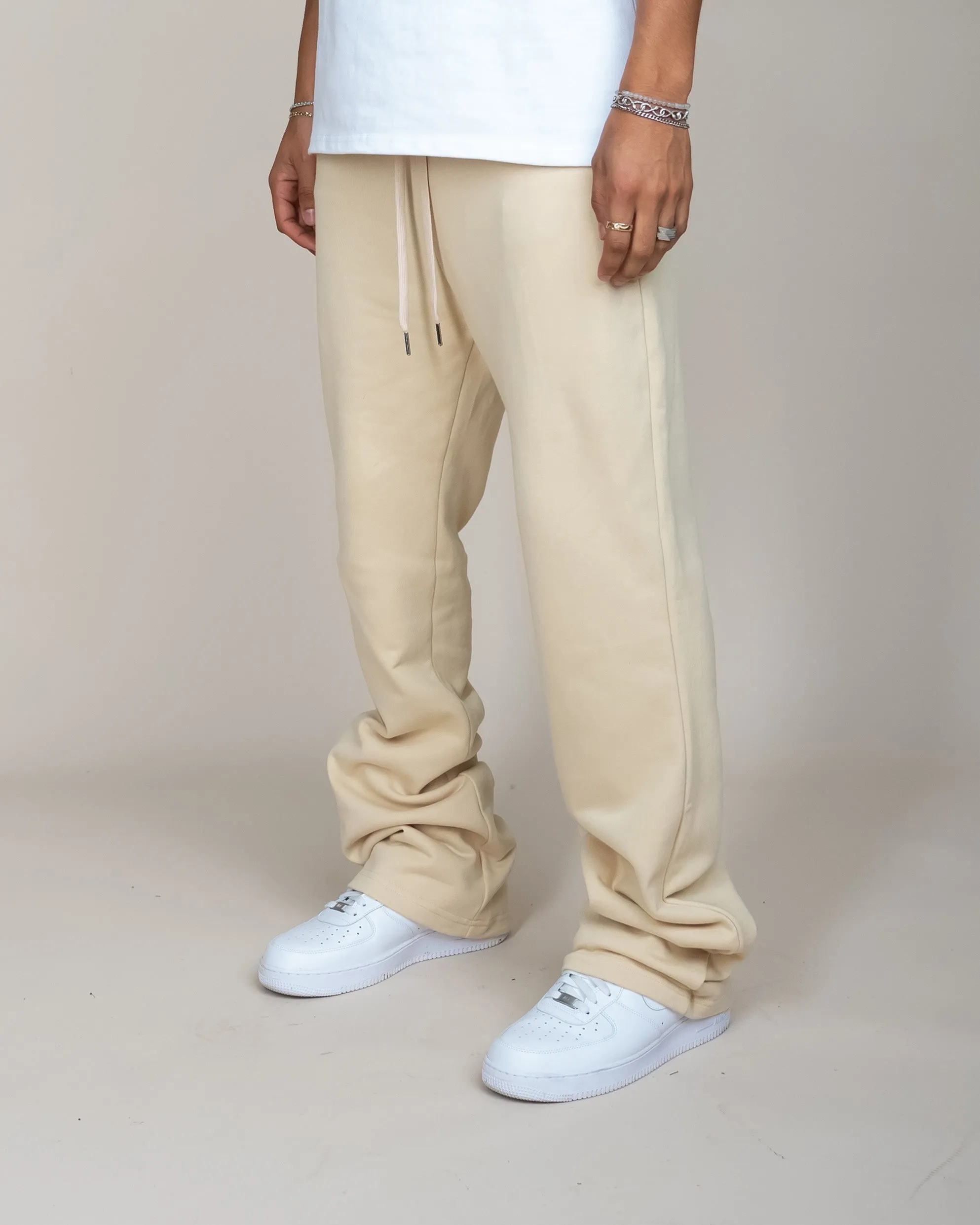 PERFECT FLARE SWEATPANTS-KHAKI